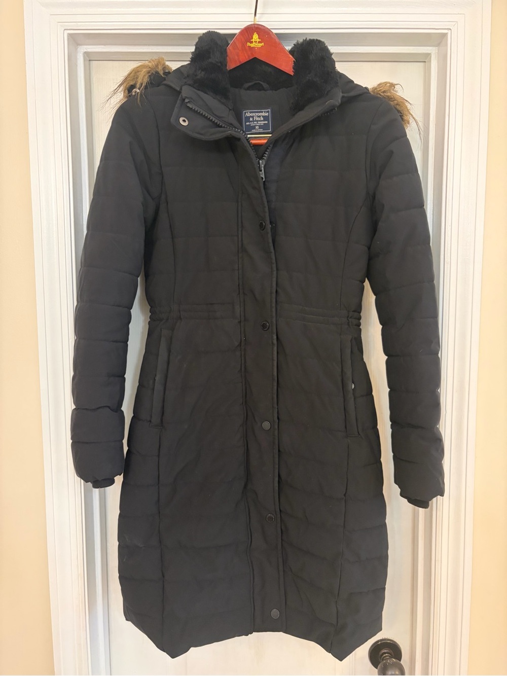 ABERCROMBIE & FITCH  Down Puffer Jacket Quilted Black Faux Fur Hood Coat XS